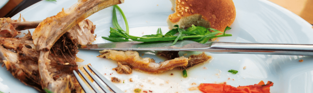 Restaurante enc ontra del desperdicio de alimentos